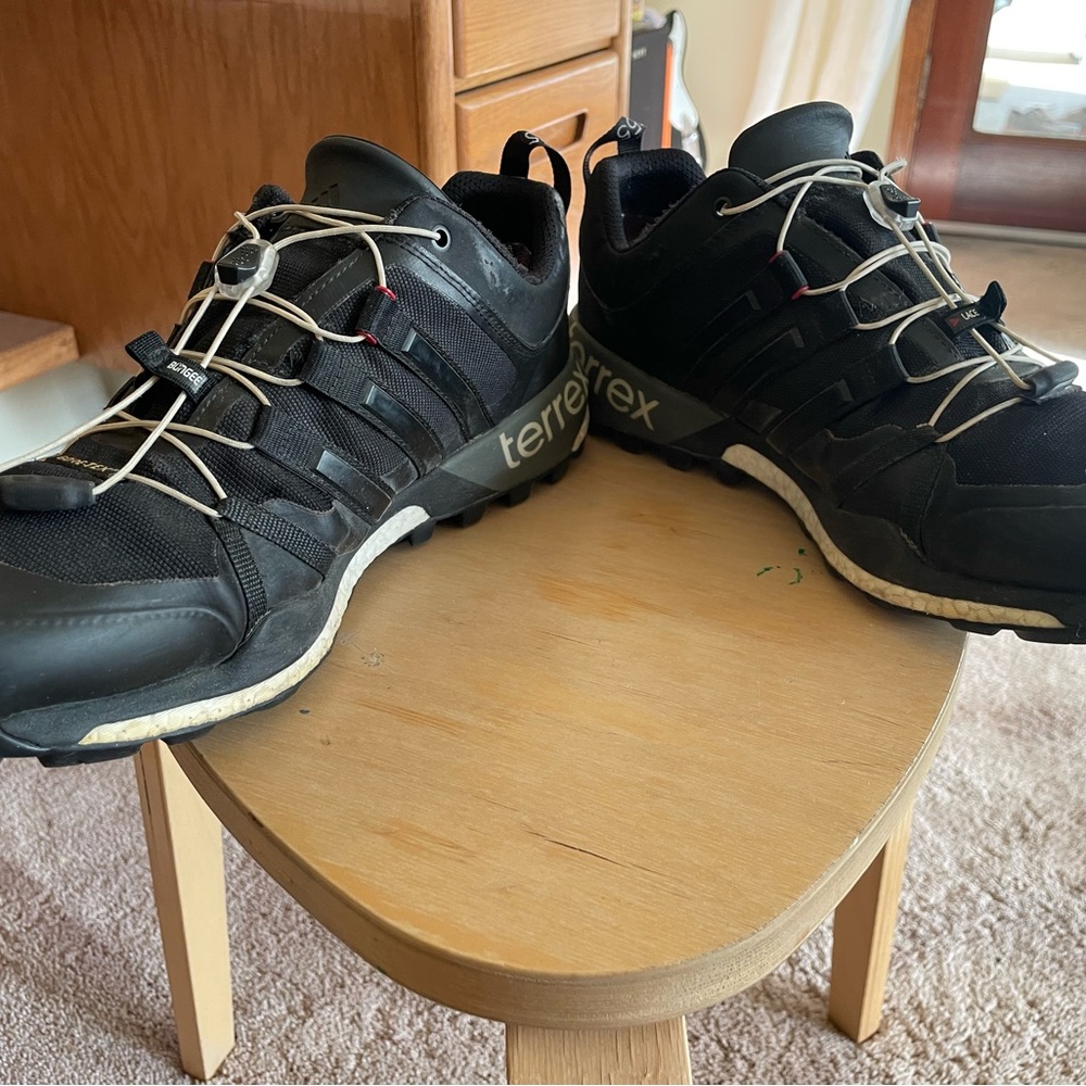 Adidas Terrex Black and White Athletic Shoes - Picture 3 of 7